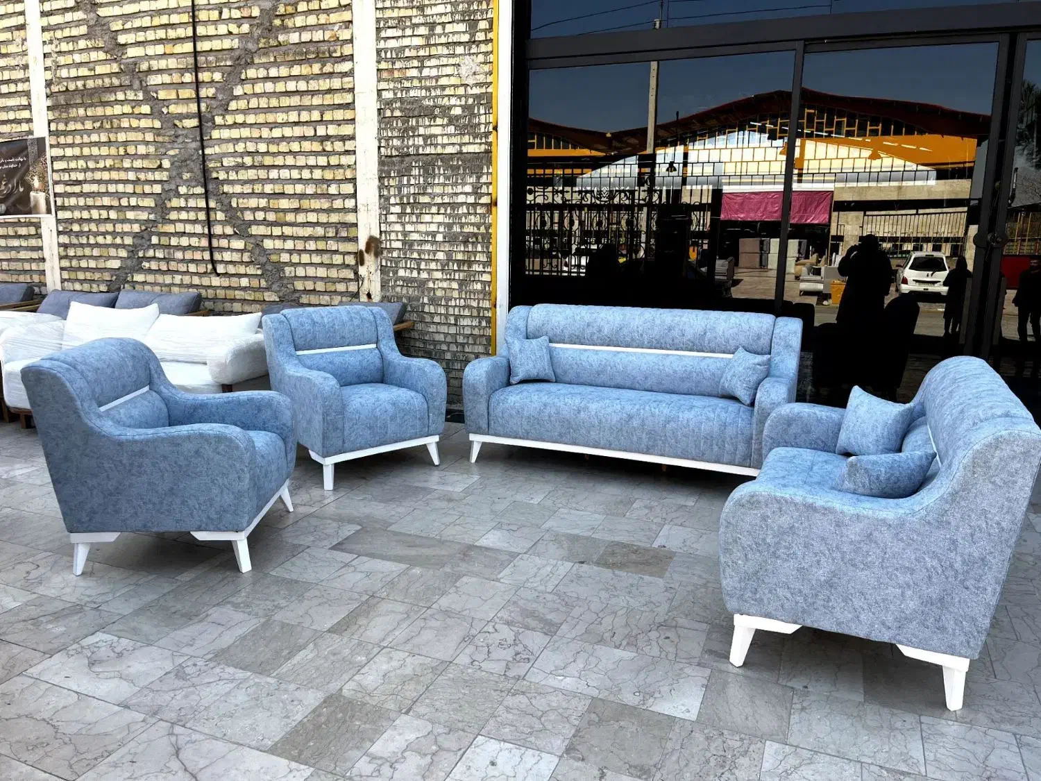 مبل شیک بخر، قسطی پرداخت کن   تحویل فوری در شیراز|مبلمان خانگی و میز عسلی|شیراز, گود عربان|دیوار