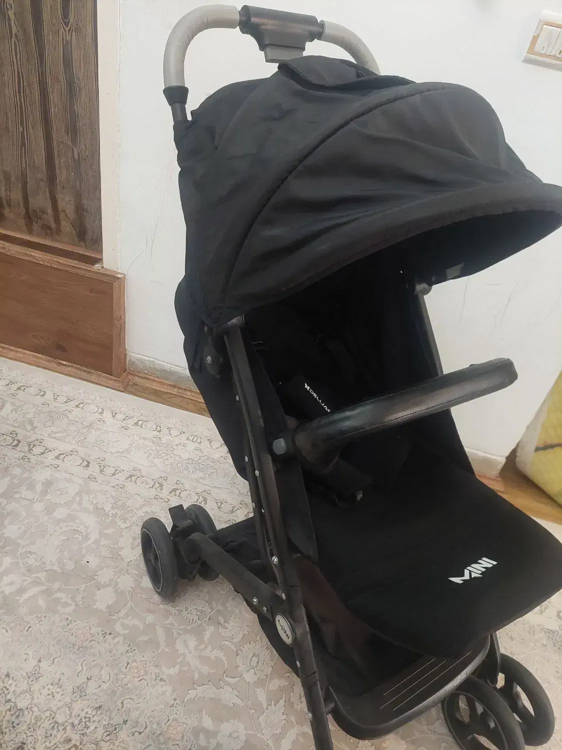 کالسکه و سبد لالایی|کالسکه و لوازم جانبی|شیراز, زیباشهر|دیوار