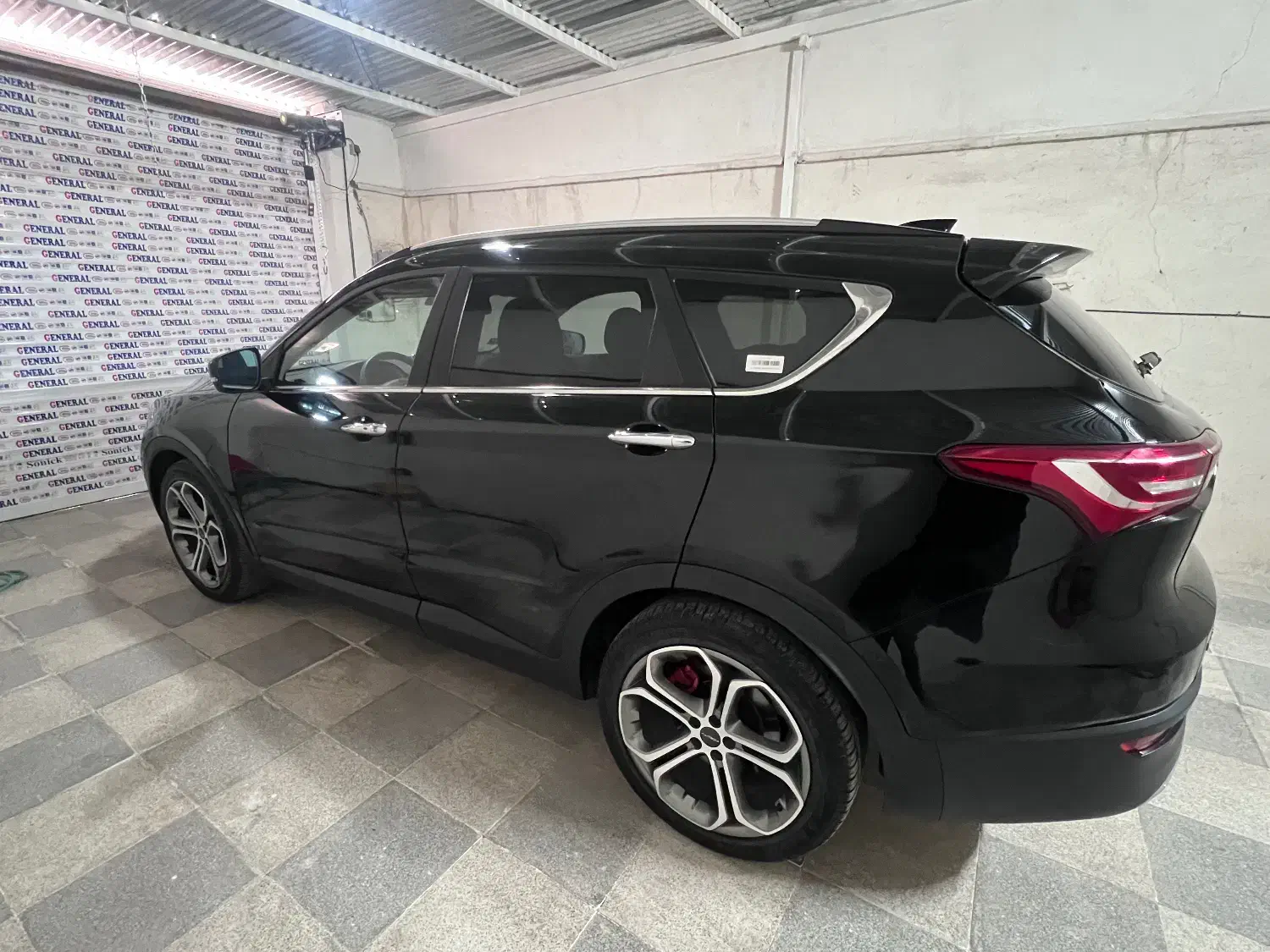 فروش خودروی خارجی فیدلیتی|خودرو سواری و وانت|سیرجان, |دیوار