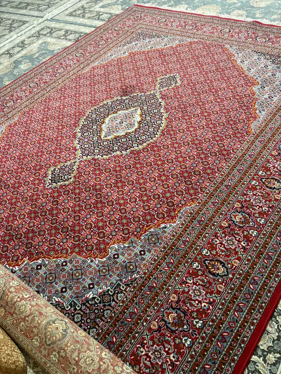 فرش ۱۲ متری تمیز در حد نو|فرش|کوهدشت, |دیوار