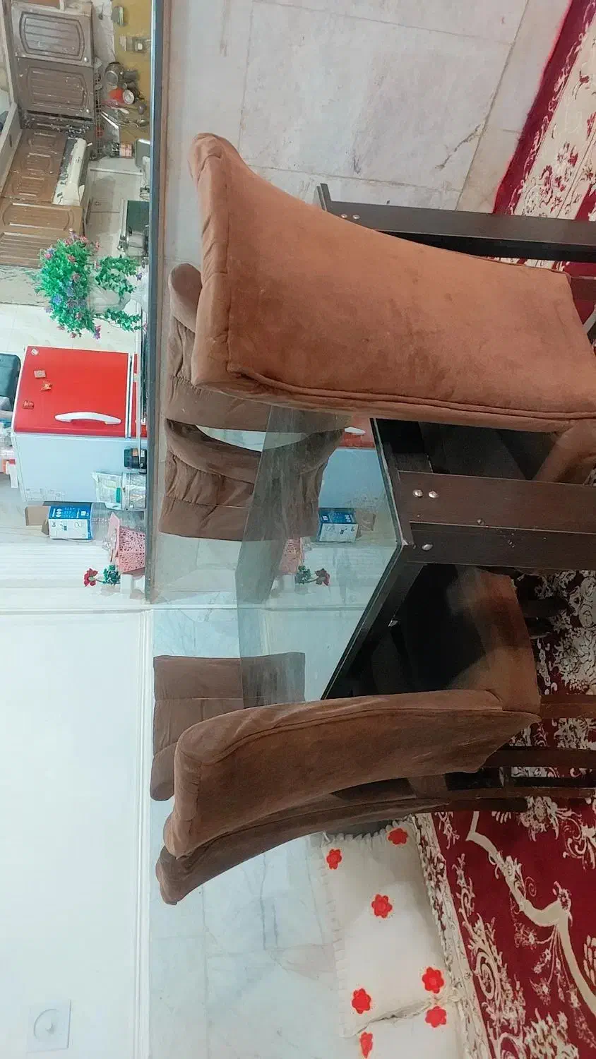 میز نهار خوری ۶ نفره با پارچه مخمل قیمت دو میلیون|میز و صندلی غذاخوری|زابل, |دیوار