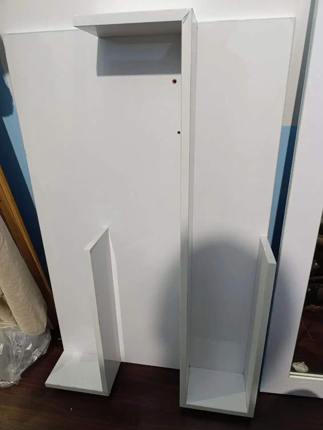 تخت نوزادی|تخت و صندلی بچه|ساری, |دیوار