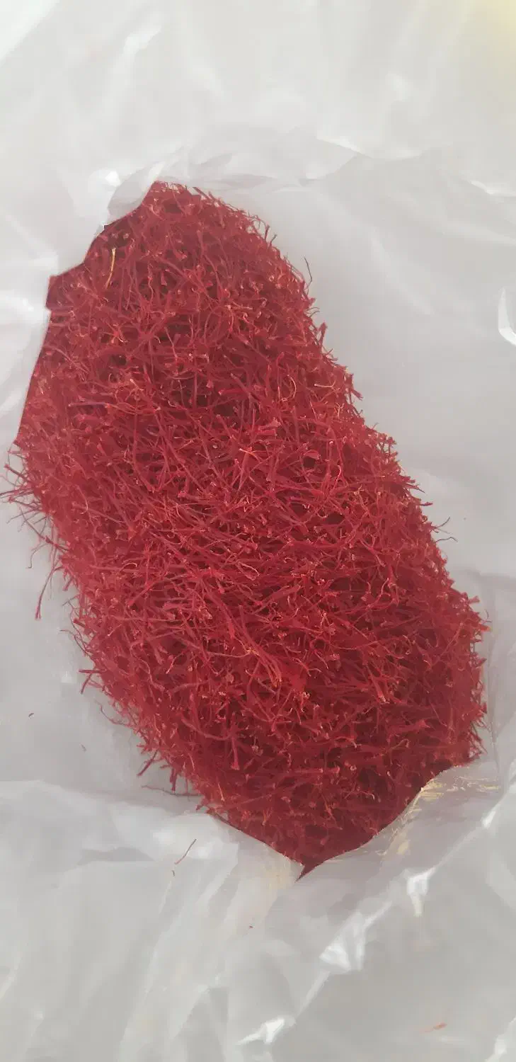 زعفران|خوردنی و آشامیدنی|گلبهار, شهر جدید گلبهار|دیوار