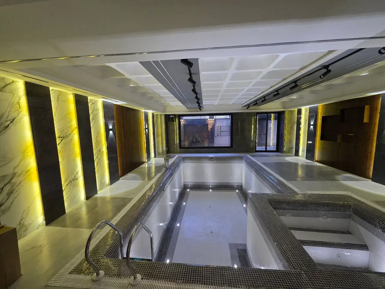 هاشمی/۴۰۰متر ویلایی دوطبقه روپیلوت+استخردار درفاز۵|فروش خانه و ویلا|اندیشه, اندیشه فاز ۵|دیوار