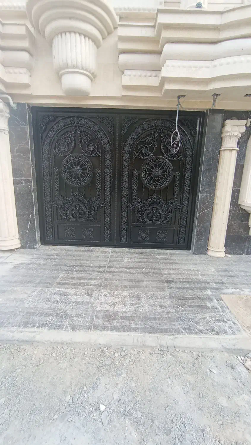 نقاشی ساختمان در تهران و حومه و انجام خرده کاری|خدمات پیشه و مهارت|تهران, اکباتان|دیوار