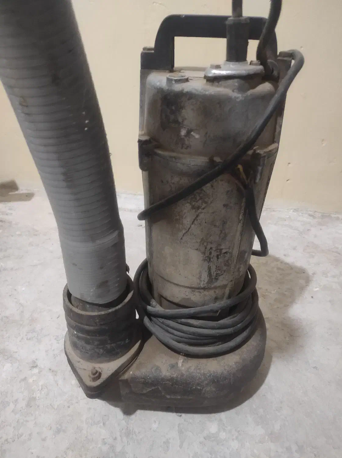 کفکش  قوی  2یا3اینچی درحدنونو نو|مصالح و تجهیزات ساختمان|لالجین, |دیوار