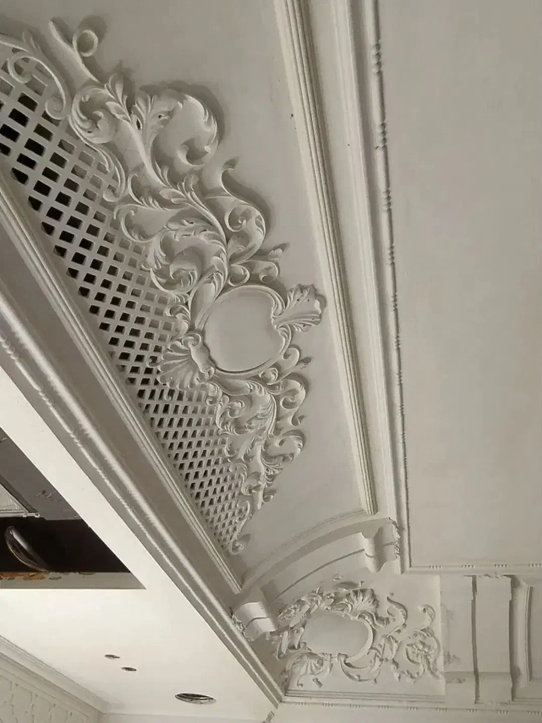 گچکاری کناف گچ کاری نقاشی وسفیدکاری،حرفه ای،همدانی|خدمات پیشه و مهارت|شیراز, قصرالدشت|دیوار