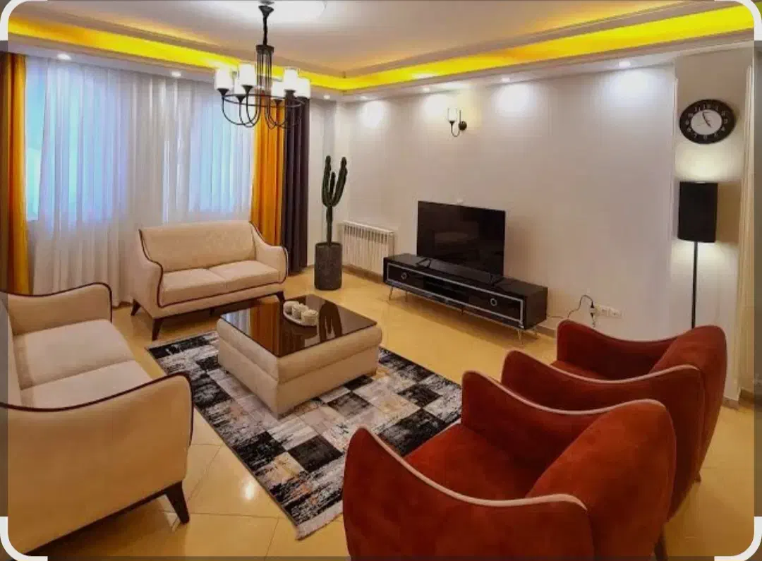 آپارتمان سویت مبله شیک بلوارپاسارگادمناسب افراد۲۴س|اجارهٔ کوتاه‌مدت آپارتمان و سوئیت|شیراز, شهرک سراج‎|دیوار