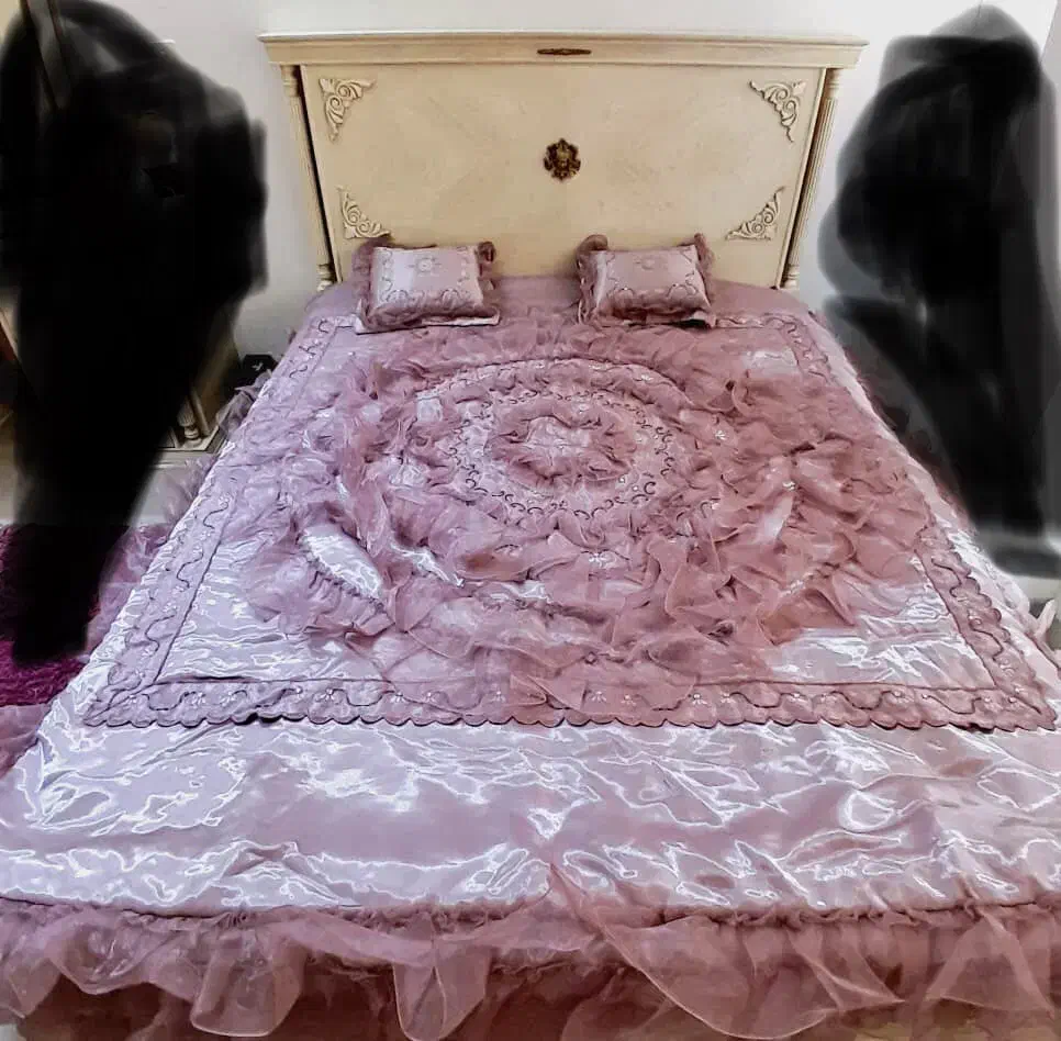 رو تختی عروس کار شده با سنگ (نو)|سرویس روتختی|اصفهان, سپاهان‌شهر|دیوار