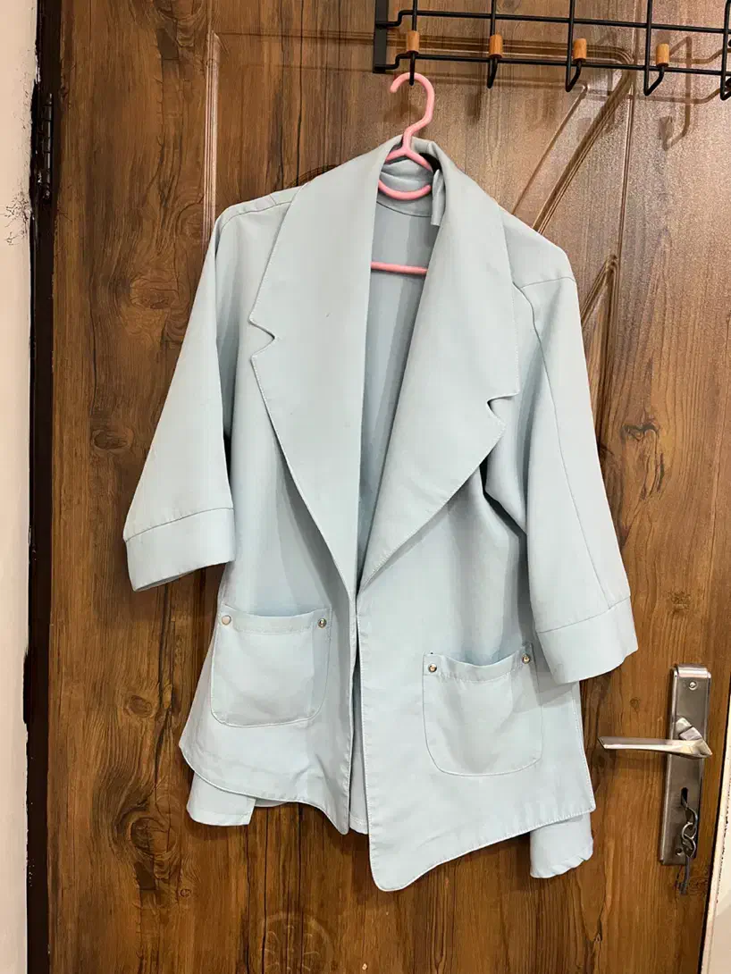 مانتو|لباس|باقرشهر, |دیوار