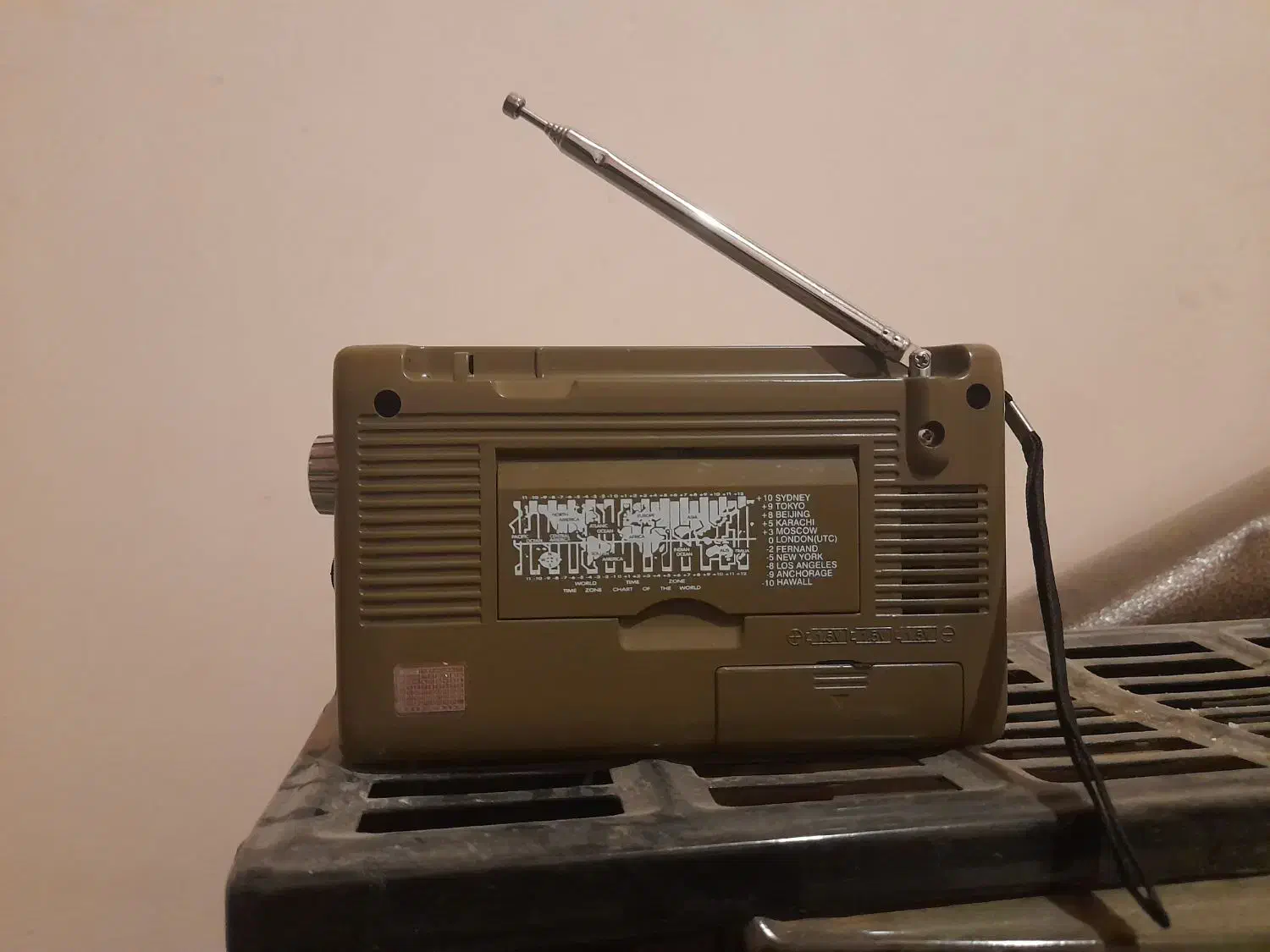 رادیو قدیمی|کلکسیون و سرگرمی|اسفراین, |دیوار