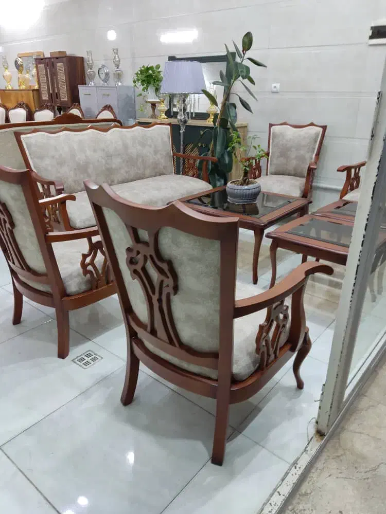 مبلمان کلاسیک چپندر|مبلمان خانگی و میز عسلی|قم, دروازه قلعه|دیوار