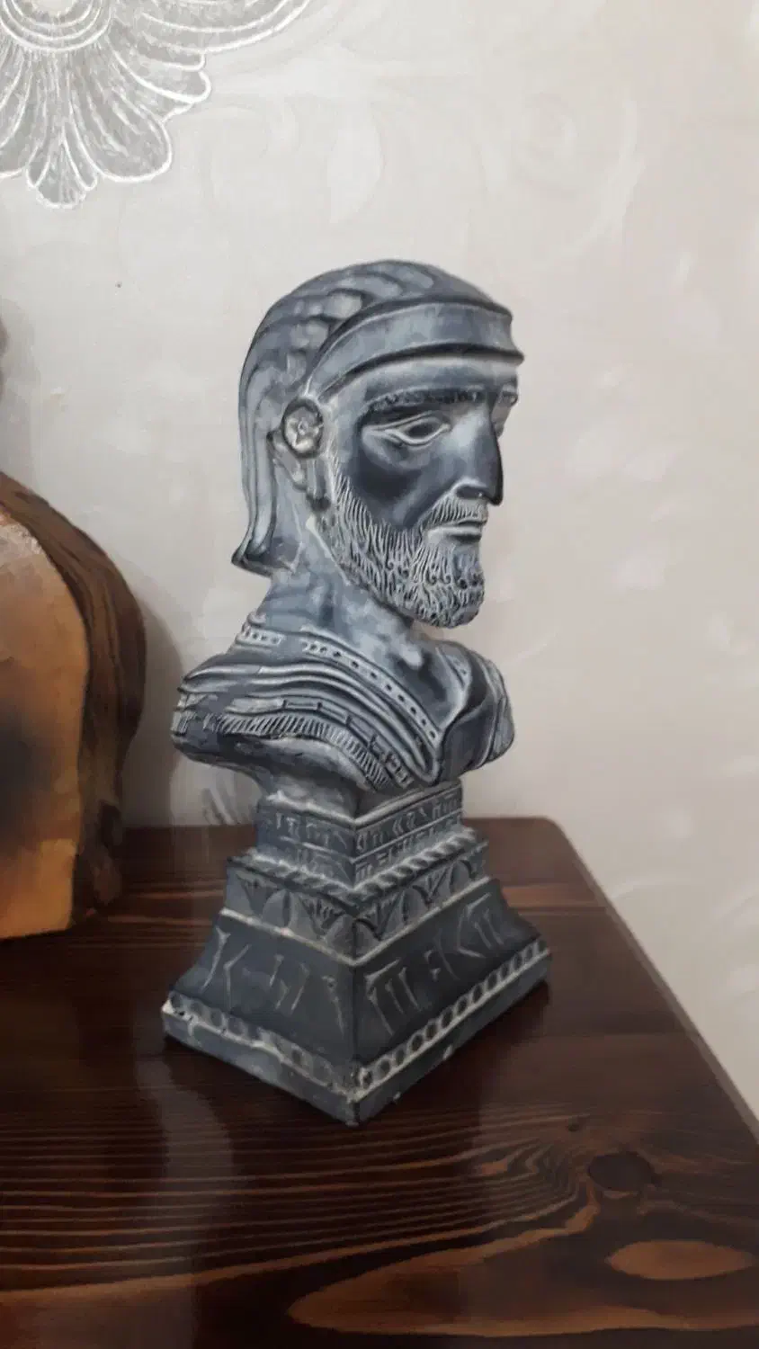 مجسمه سنگی کوروش بزرگ. کاملا نو|مجسمه، تندیس، ماکت|یزد, |دیوار