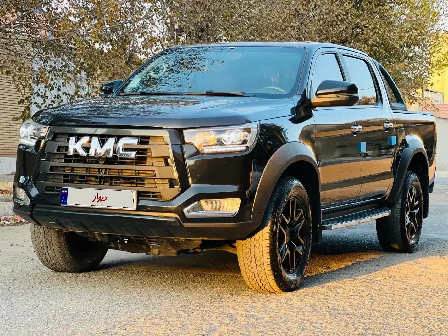 کی ام سی T8|خودرو سواری و وانت|سیرجان, |دیوار