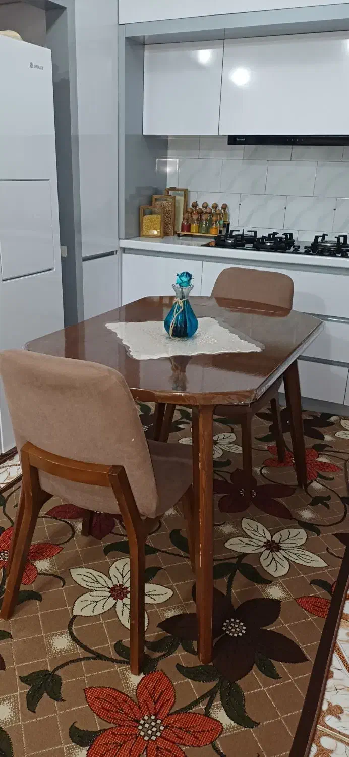 میز نهار خوری ۴ نفره|میز و صندلی غذاخوری|مریوان, |دیوار