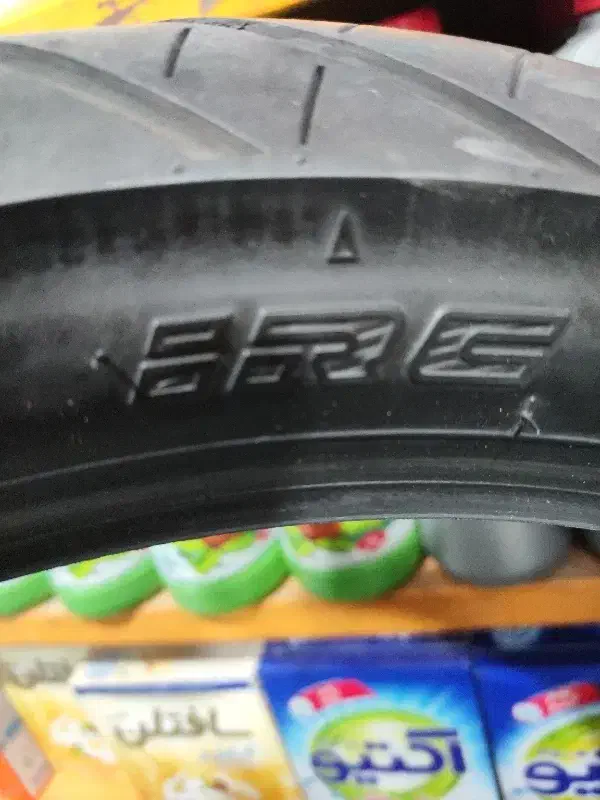 لاستیک جلو موتورIRC|قطعات یدکی و لوازم جانبی|ری, ظهیرآباد|دیوار