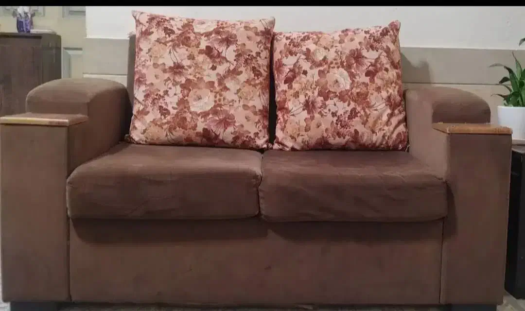 مبل کارکرده|مبلمان خانگی و میز عسلی|شاهین‌شهر, خانه کارگر|دیوار