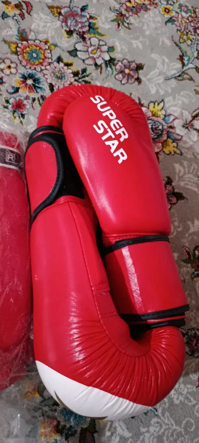 دستکش و ساقبند بوکس|تجهیزات ورزشی|زاهدان, |دیوار