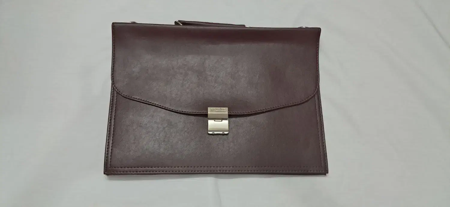 چندین کیف چرم و کوله و سامسونت|کیف، کفش، کمربند|تهران, سردارجنگل|دیوار