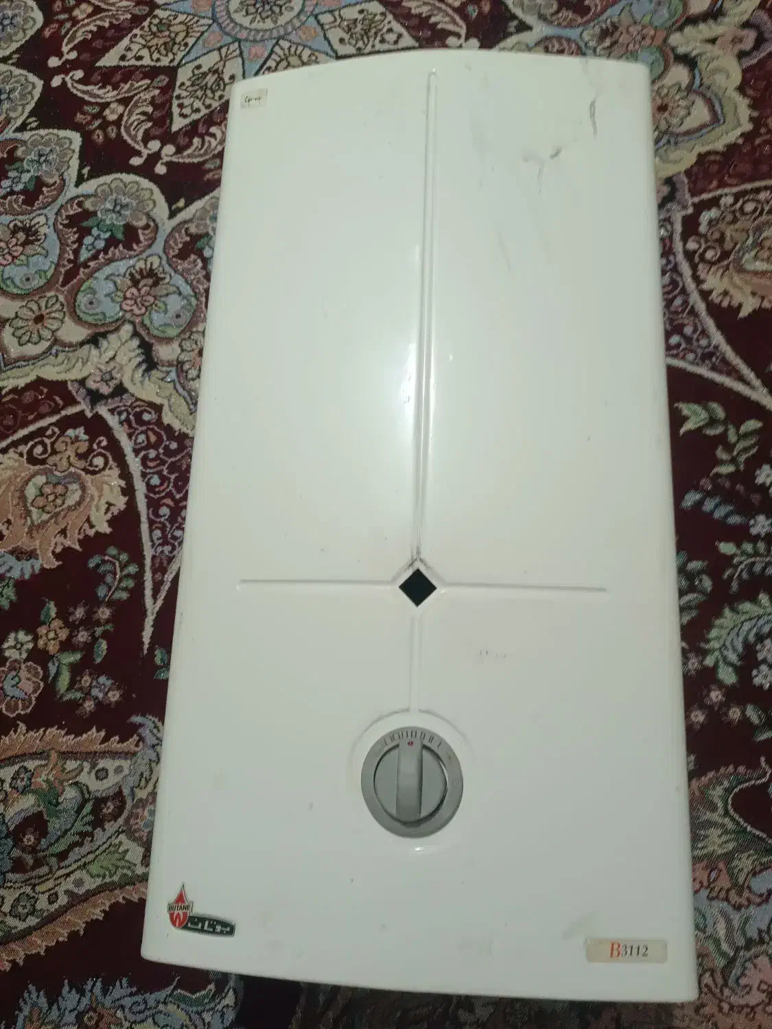 آبگرمکن دیواری بوتان|آبگرمکن، پکیج، شوفاژ|کازرون, |دیوار