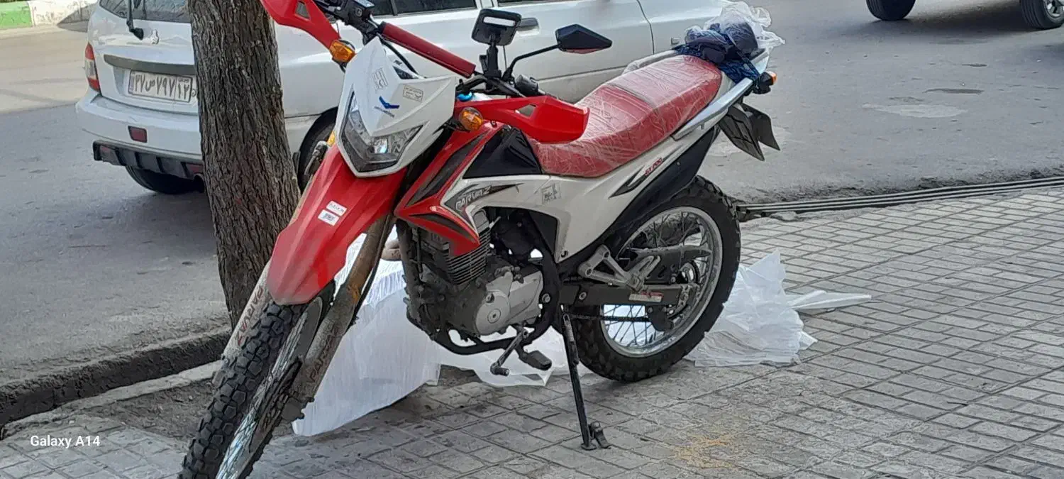 تریل پرواز مدل ۱۴۰۴|موتورسیکلت|مشهد, فردوسی|دیوار