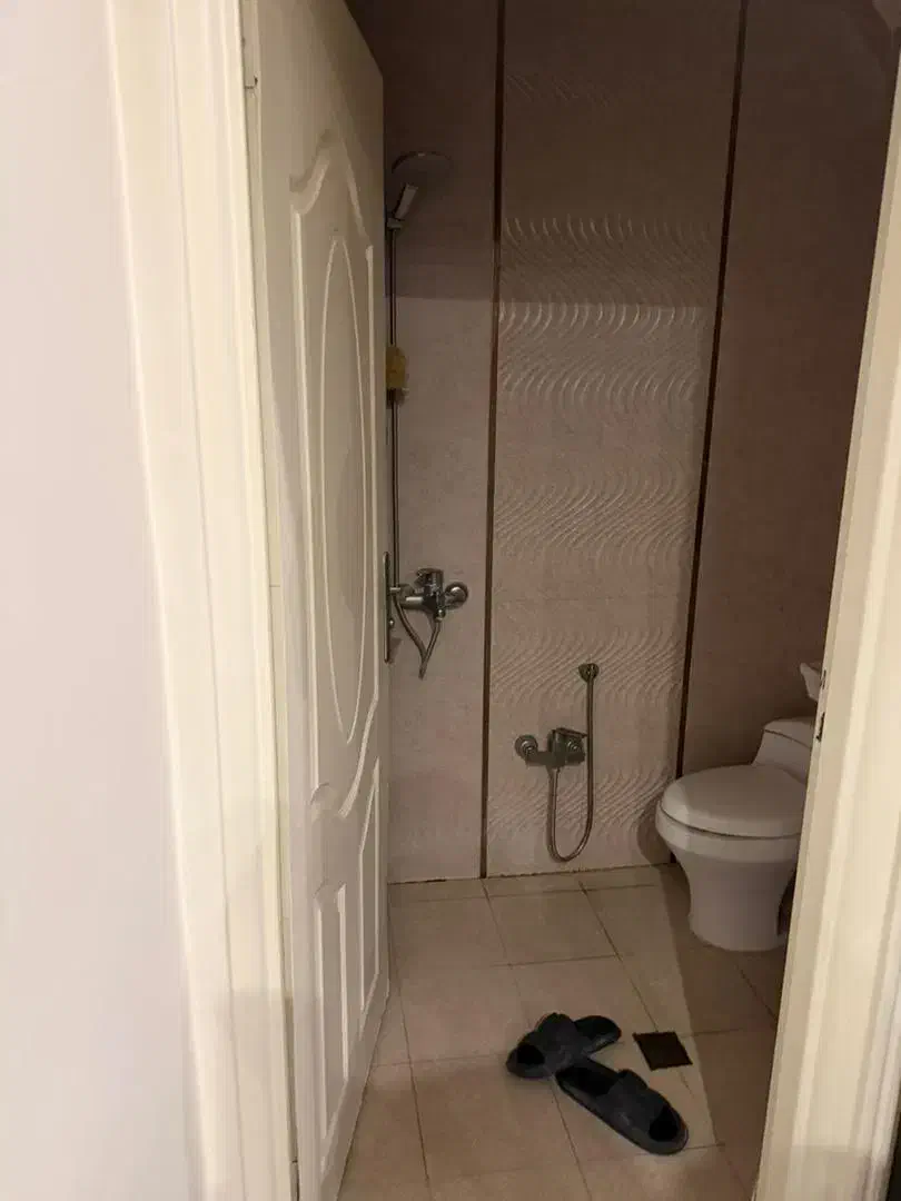 واحد ۱۳۵ متری ،فول امکانات رهن و اجاره