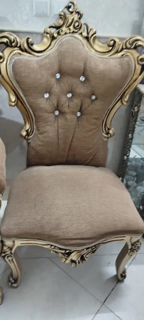 مبل ۹نفره جنس عالی|مبلمان خانگی و میز عسلی|قم, سراجه (۱۵ خرداد)|دیوار