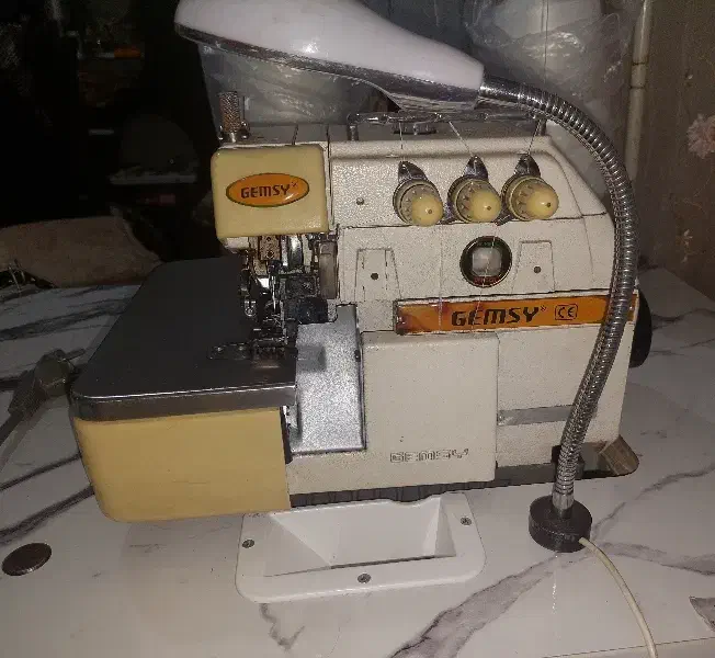 سردوز سه نخ جمسی|چرخ خیاطی و ریسندگی|تاکستان, |دیوار