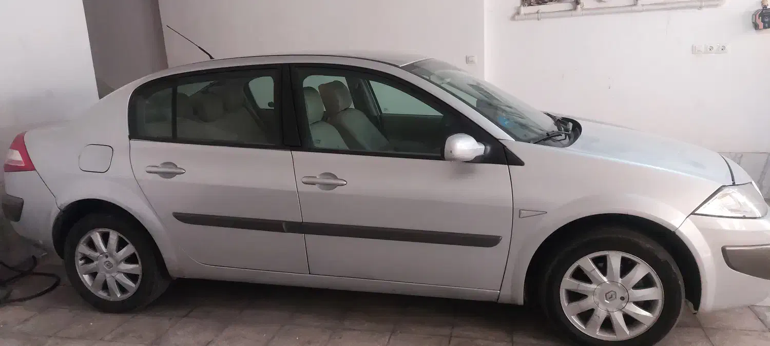 مگان 2000 اتومات مدل ۸۹|خودرو سواری و وانت|اسفراین, |دیوار