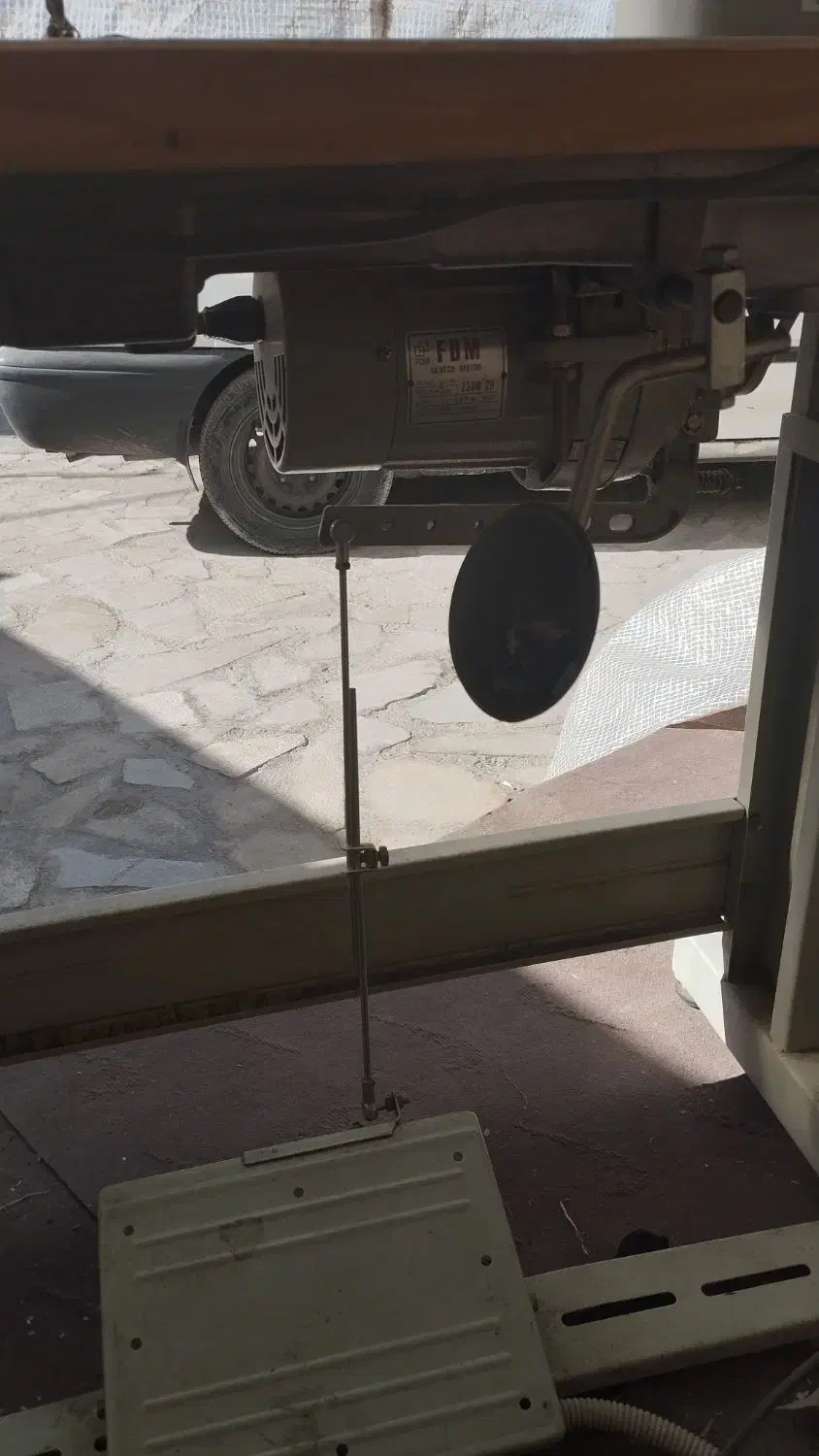 چرخ خیاطی راسته دوز|چرخ خیاطی و ریسندگی|شیراز, شهرک کوشکک|دیوار