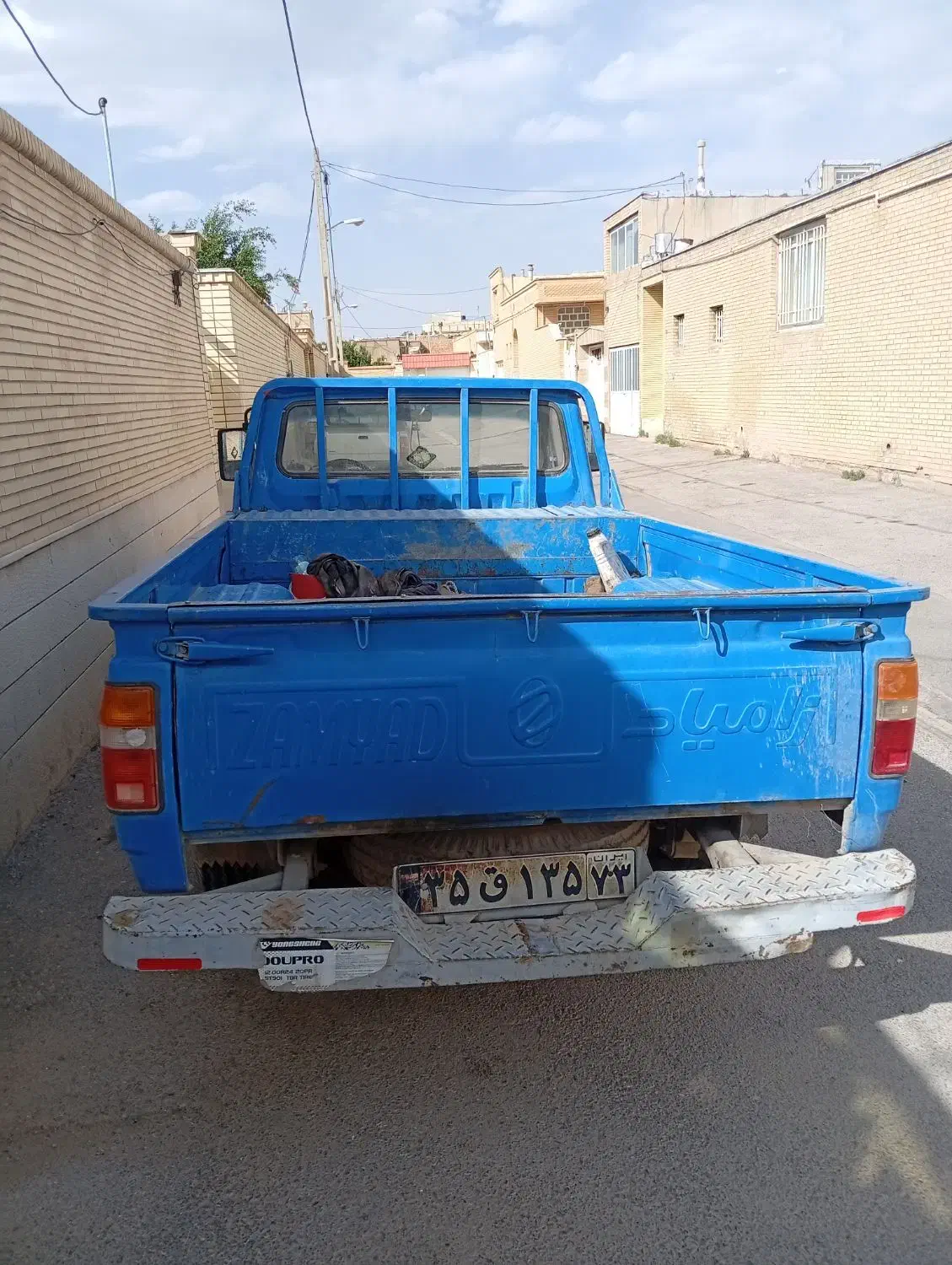 نیسان وانت|خودرو سواری و وانت|آباده, |دیوار