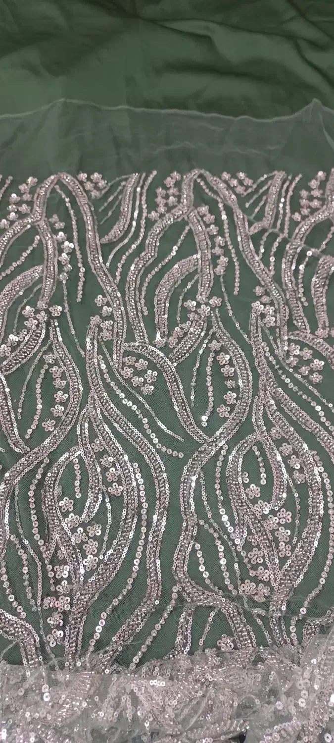 پارچه لباس مجلسی|لباس|قم, بنیاد|دیوار