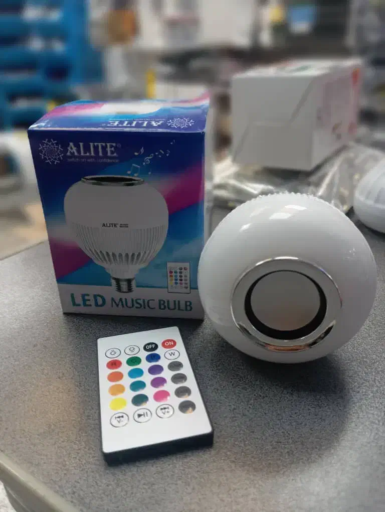 لامپ های دیسکو اسپیکر دار ولوازم الکترویکی|سیستم صوتی خانگی|شیراز, آبیاری|دیوار