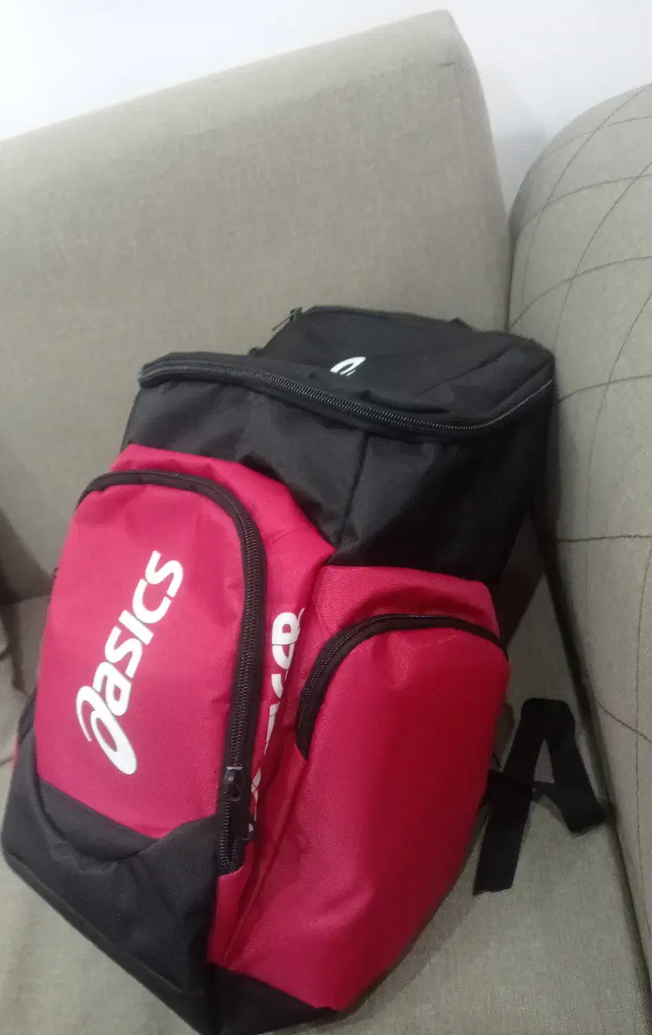 کوله ورزشی|کیف، کفش، کمربند|قم, بنیاد|دیوار