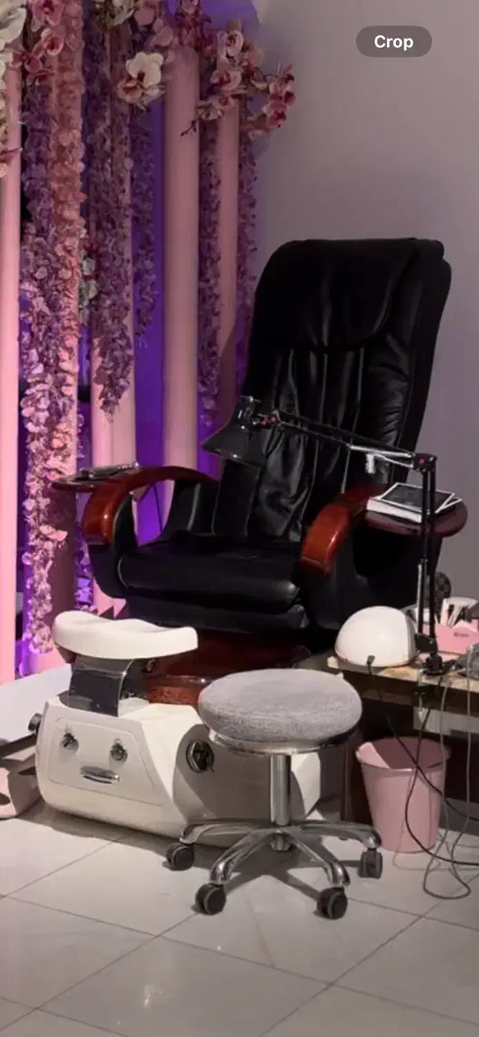 صندلی ماساژ و پدیکور|آرایشگاه و سالنهای زیبایی|اصفهان, مرداویج|دیوار