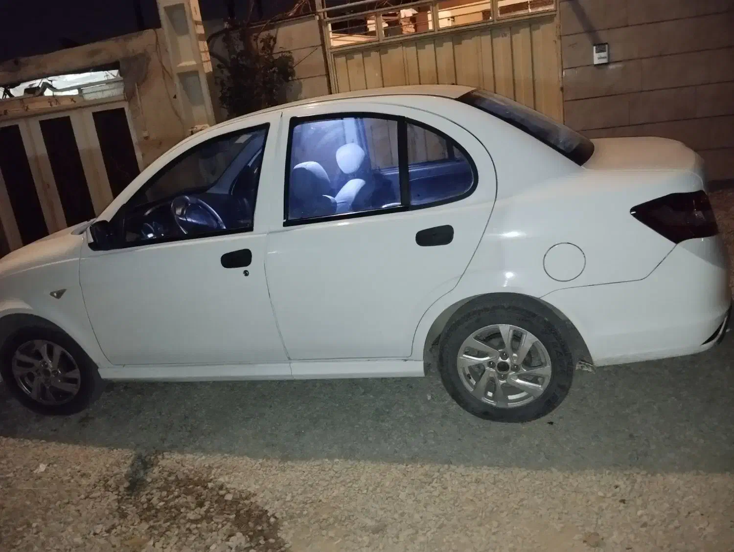 ساینا مدل ۹۷|خودرو سواری و وانت|همدان, |دیوار