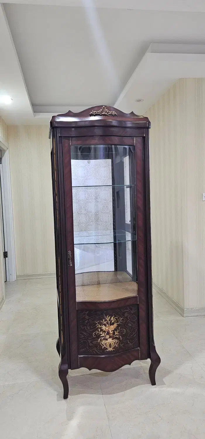 بوفه و ویتری کنار سالنی|بوفه، ویترین، کنسول|اهواز, شهرک نفت|دیوار