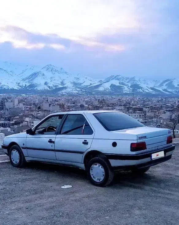 پژو ۴۰۵|خودرو سواری و وانت|همدان, |دیوار