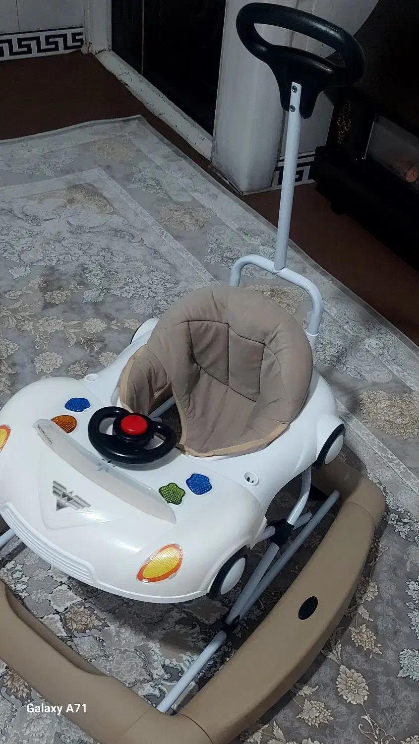 روروئک،میز غذای کودک،کریر،قنداق سویسی و فرنگی|اسباب و اثاث بچه|تاکستان, |دیوار