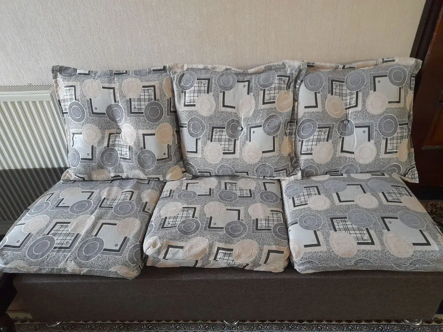 مبل هفت نفره و پنج نفره راحتی|مبلمان خانگی و میز عسلی|خوانسار, |دیوار