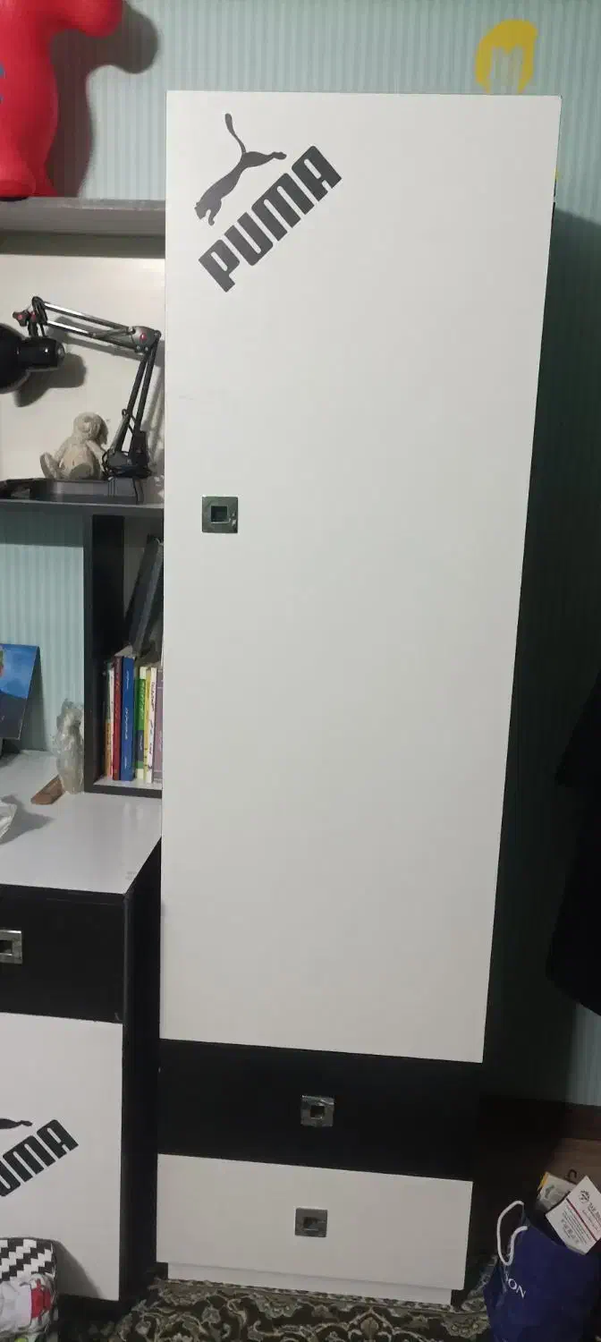 کمد و جا کتابی که میز تحریر هم هست در حد نو|کتابخانه، شلف، قفسه‌های دیواری|گرگان, |دیوار