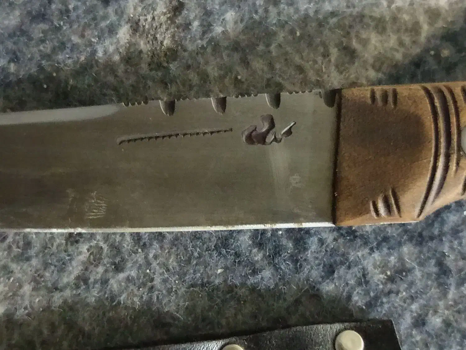 چاقوی ممد قمی. اصل|کلکسیون و سرگرمی|قم, نیروگاه|دیوار