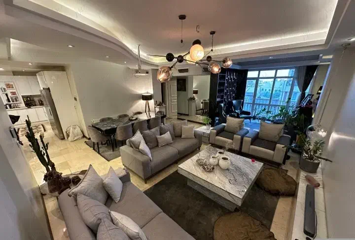 واحد۱۲۰‌متری/خوشچیدمان/قابل تبدیل