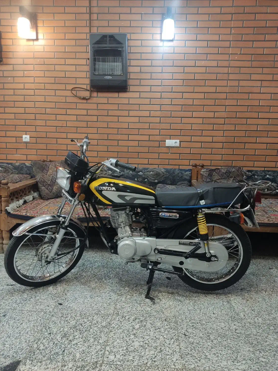 هندا125مدل92هیرمند هوندا|موتورسیکلت|قرچک, محمد آباد|دیوار