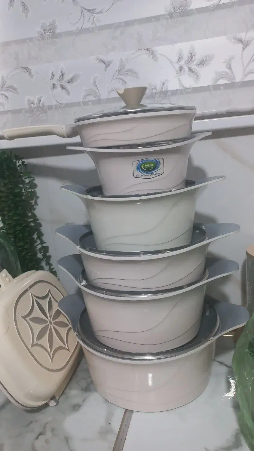 سرویس قابلمه گرانیت|ظروف پخت‌وپز|قزوین, |دیوار