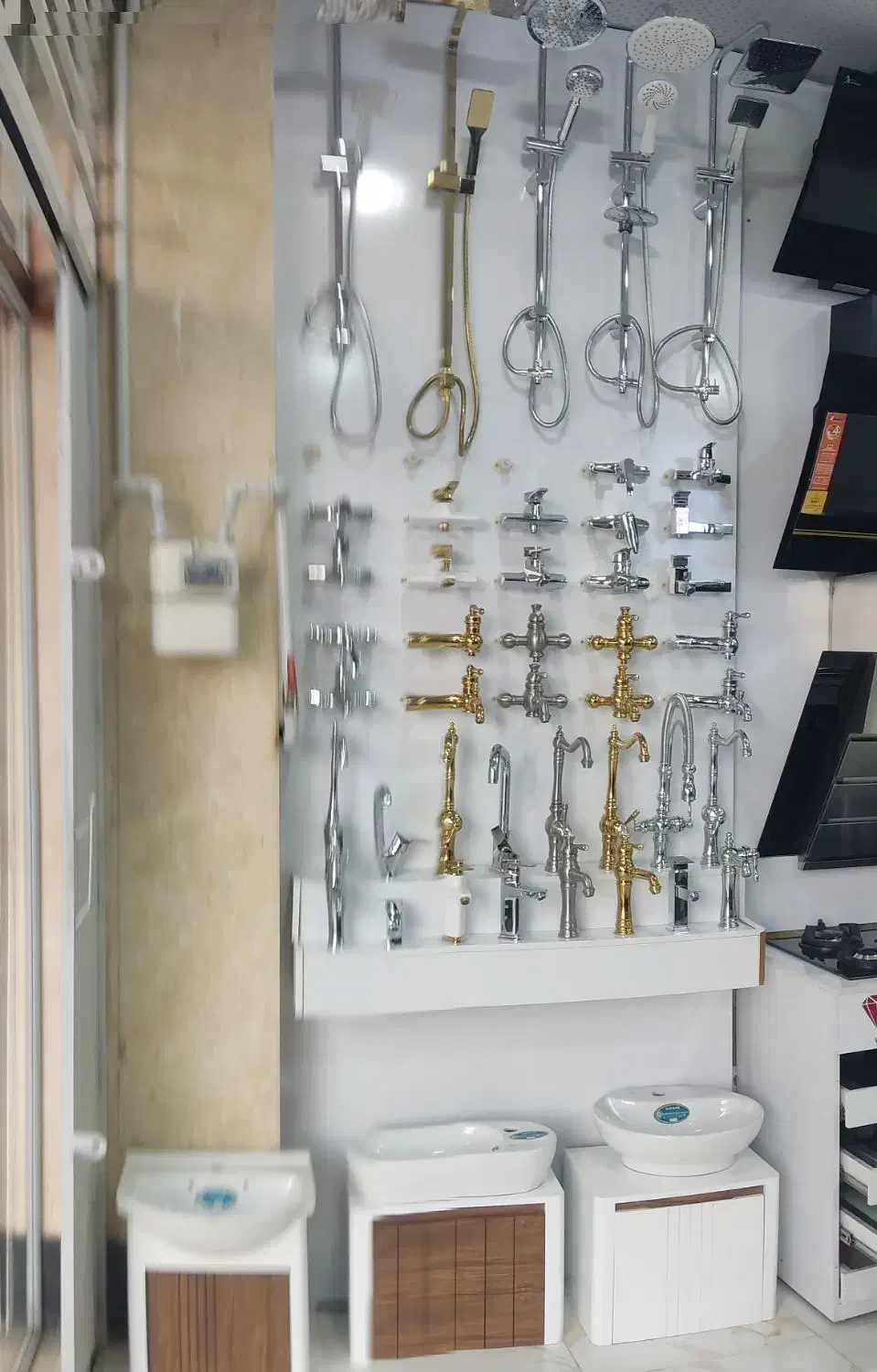 مغازه ۴۰ متری خیابان ماهان|فروش مغازه و غرفه|کهریزک, |دیوار