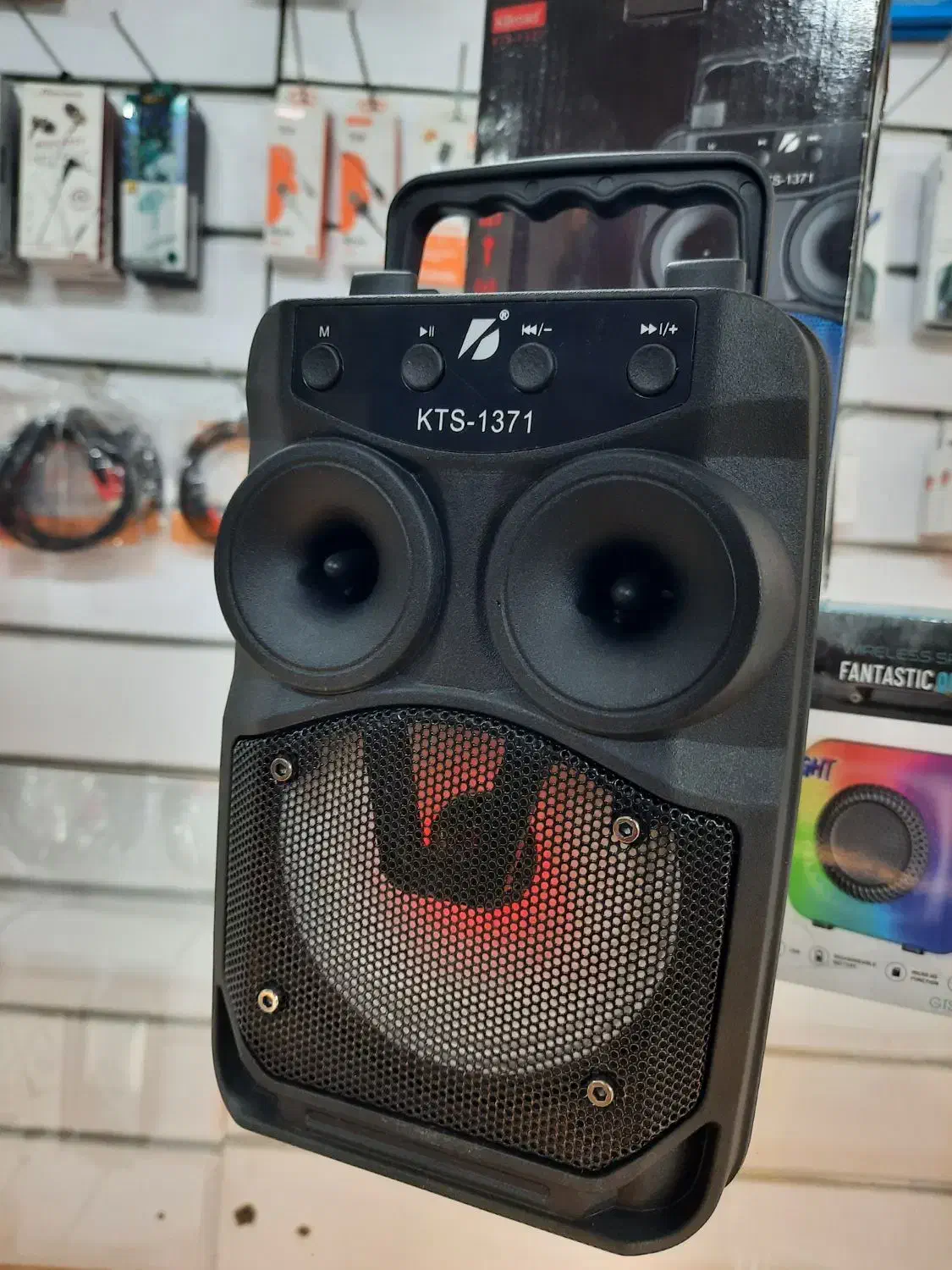 اسپیکر بلوتوثی/رم خور و فلش خور|پخشکننده همراه|کرج, خرمدشت|دیوار