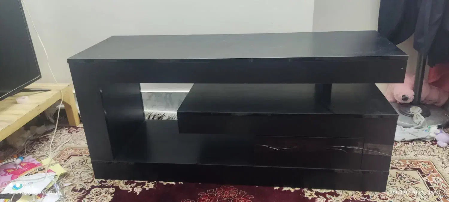 میزTV|میز تلویزیون|قم, چهار مردان|دیوار