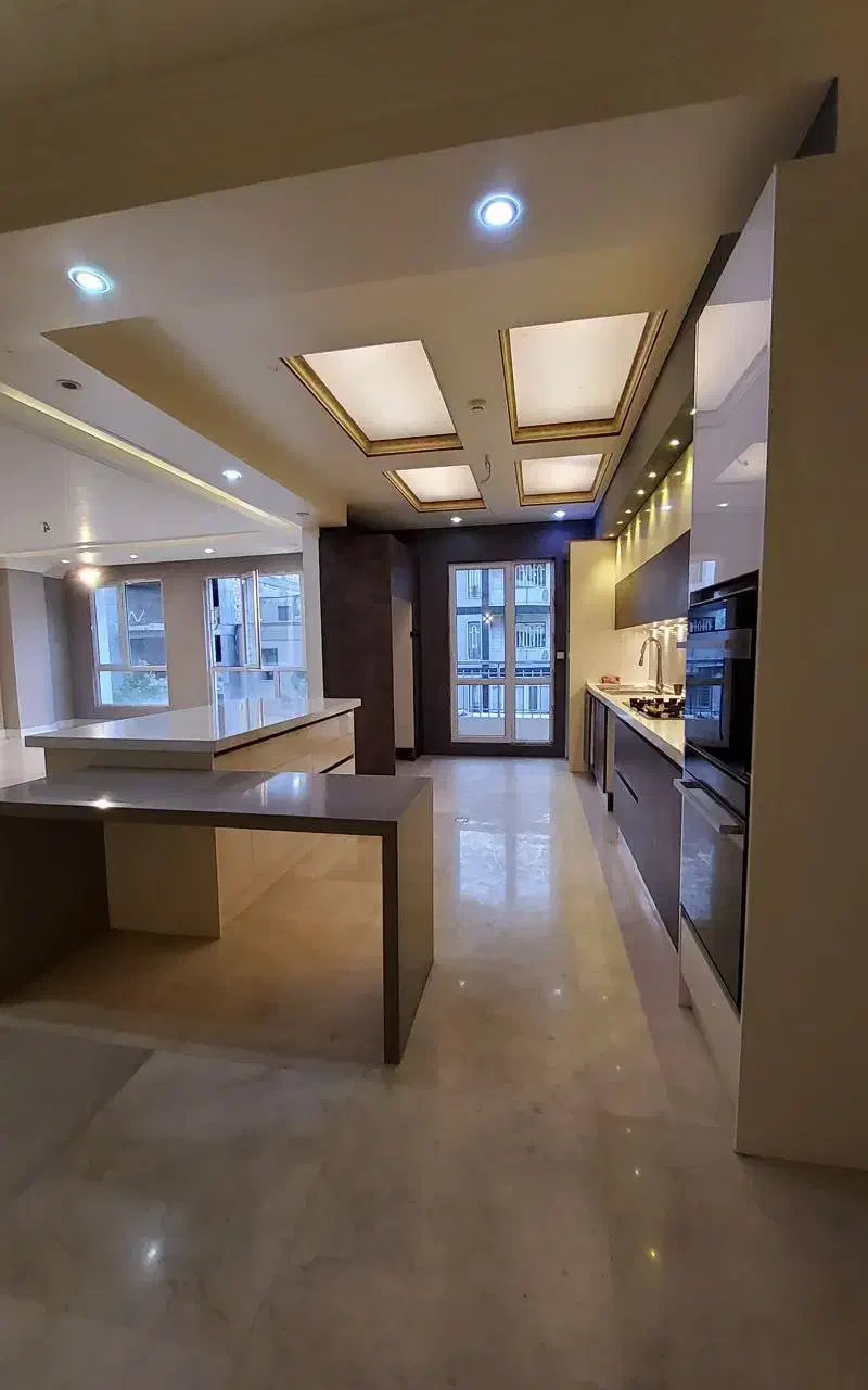 ۱۸۹متر۳خوابه مرزداران(سپهر)تخلیه زیر قیمت منطقه