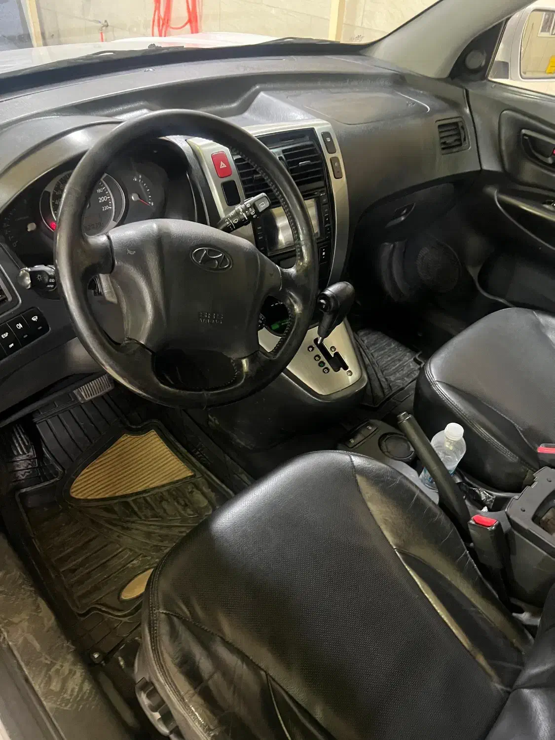 توسان ۲۰۱۰|خودرو سواری و وانت|آمل, |دیوار